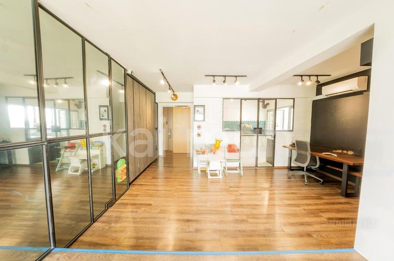 Premium HDB for Sale in  682A Edgedale Plains - Image 17